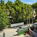 Gonaj Apart-hotel 3*