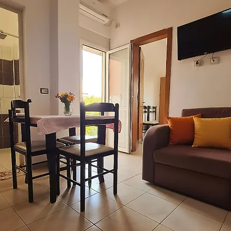Gonaj 3* Velipojë