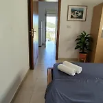 Gonaj Ξενοδοχείο με διαμερίσματα 3*
